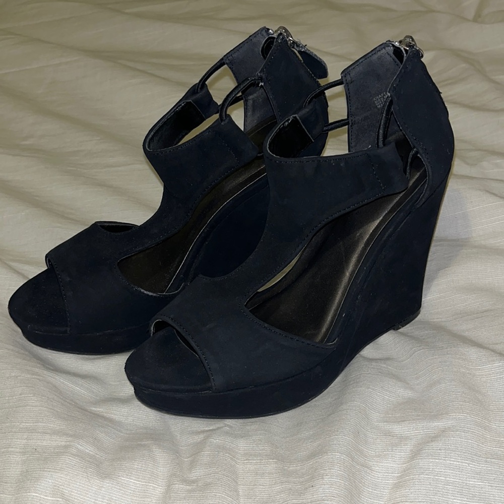 Black heels
